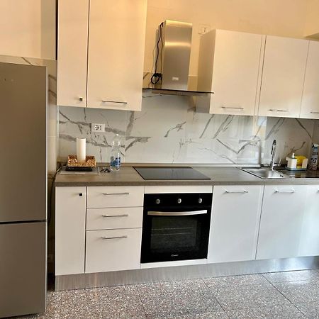 Bed Station -Self Check In- Bed & Breakfast Bergamo Eksteriør bilde