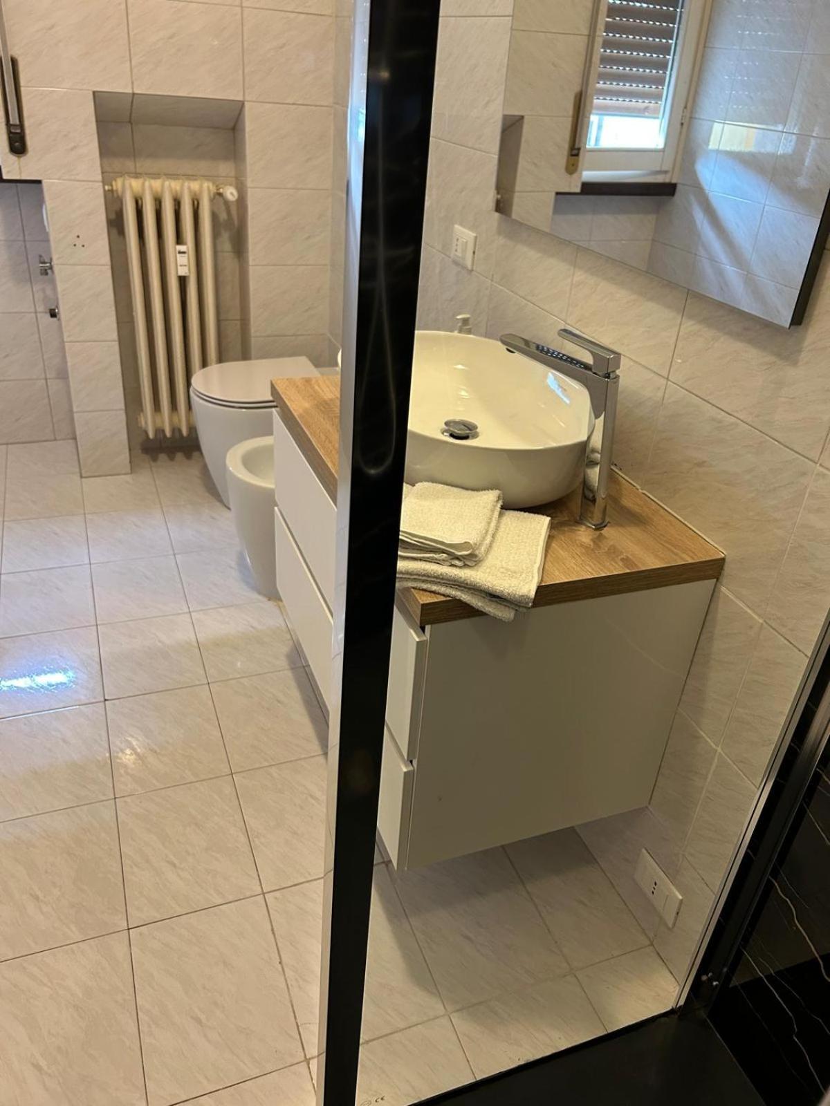 Bed Station -Self Check In- Bed & Breakfast Bergamo Eksteriør bilde